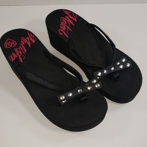 Metal Mulisha Sandles